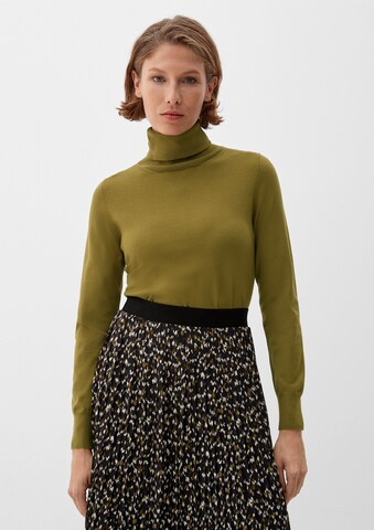 s.Oliver Sweater in Green: front