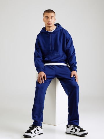 Nike Sportswear Sweatshirt 'CLASSICS' in Blau