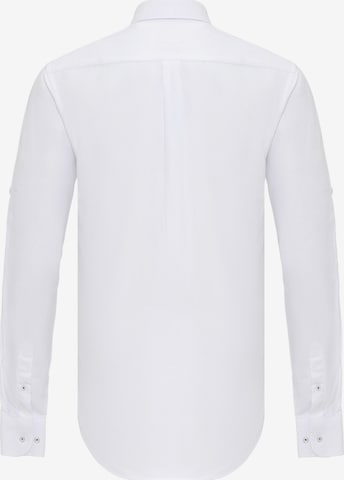 Coupe regular Chemise 'ERLING' DENIM CULTURE en blanc