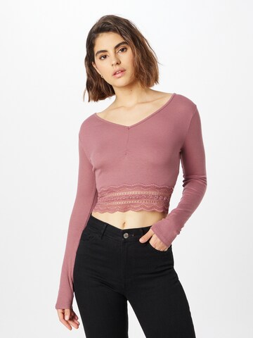 ABOUT YOU Shirt 'Nicola' in Roze: voorkant