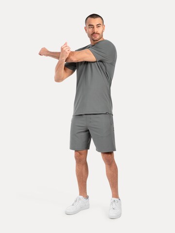Smilodox T-Shirt Micah Casual Fit in Grau
