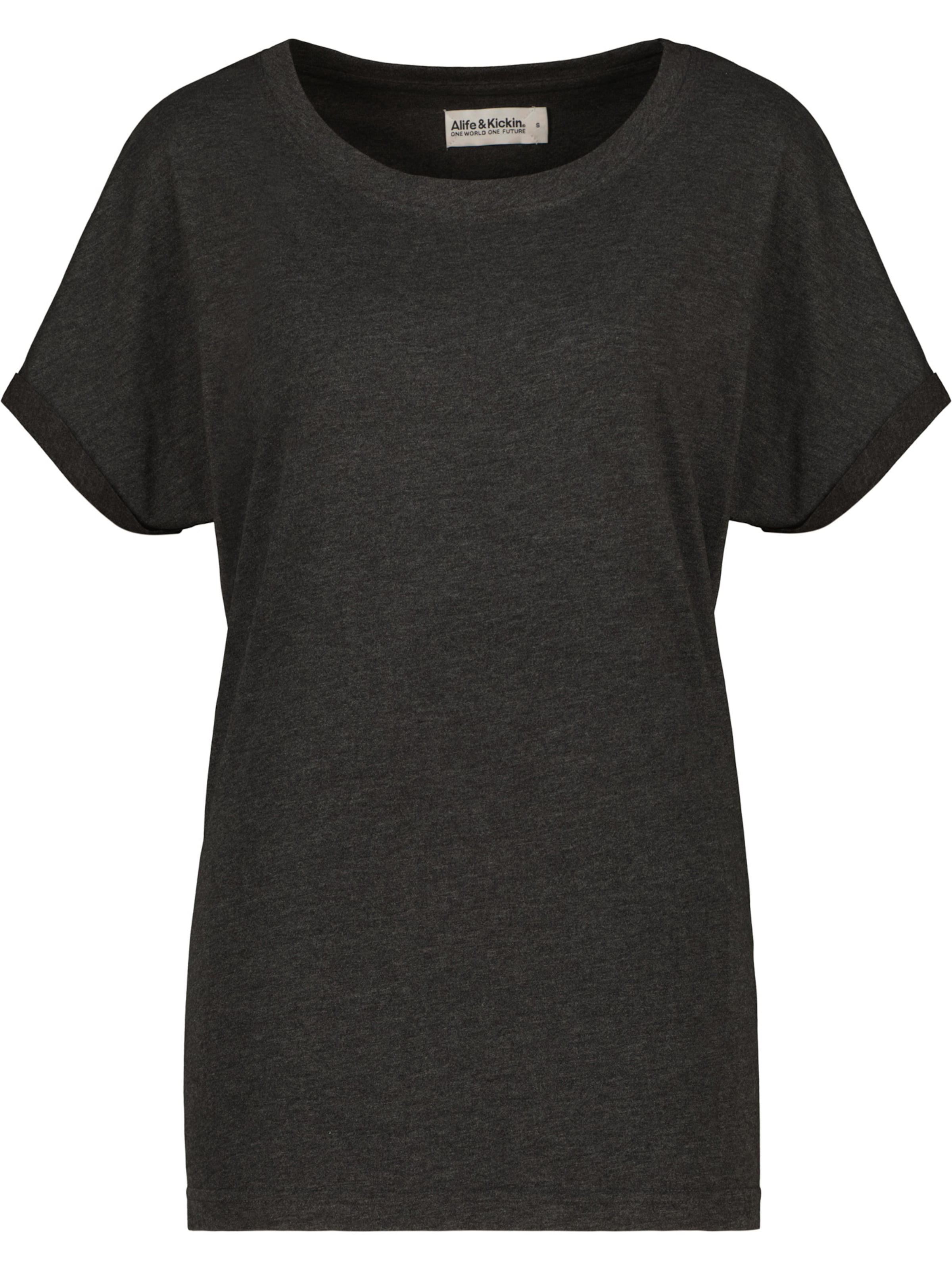 Tricou 'MalaikaAK A' de la Alife and Kickin pe negru: față