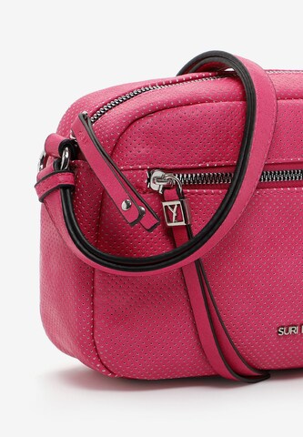 Suri Frey Crossbody Bag 'Suzy' in Pink