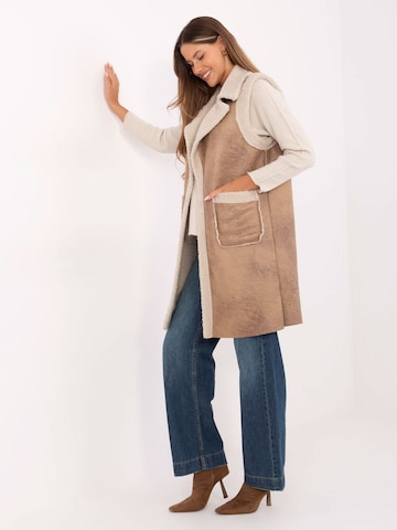 Madnezz House Weste '96916.68' in Beige