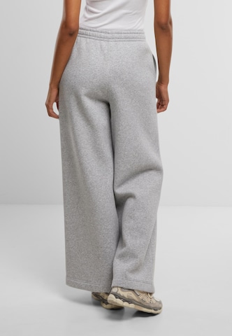 Wide Leg Pantalon Urban Classics en gris