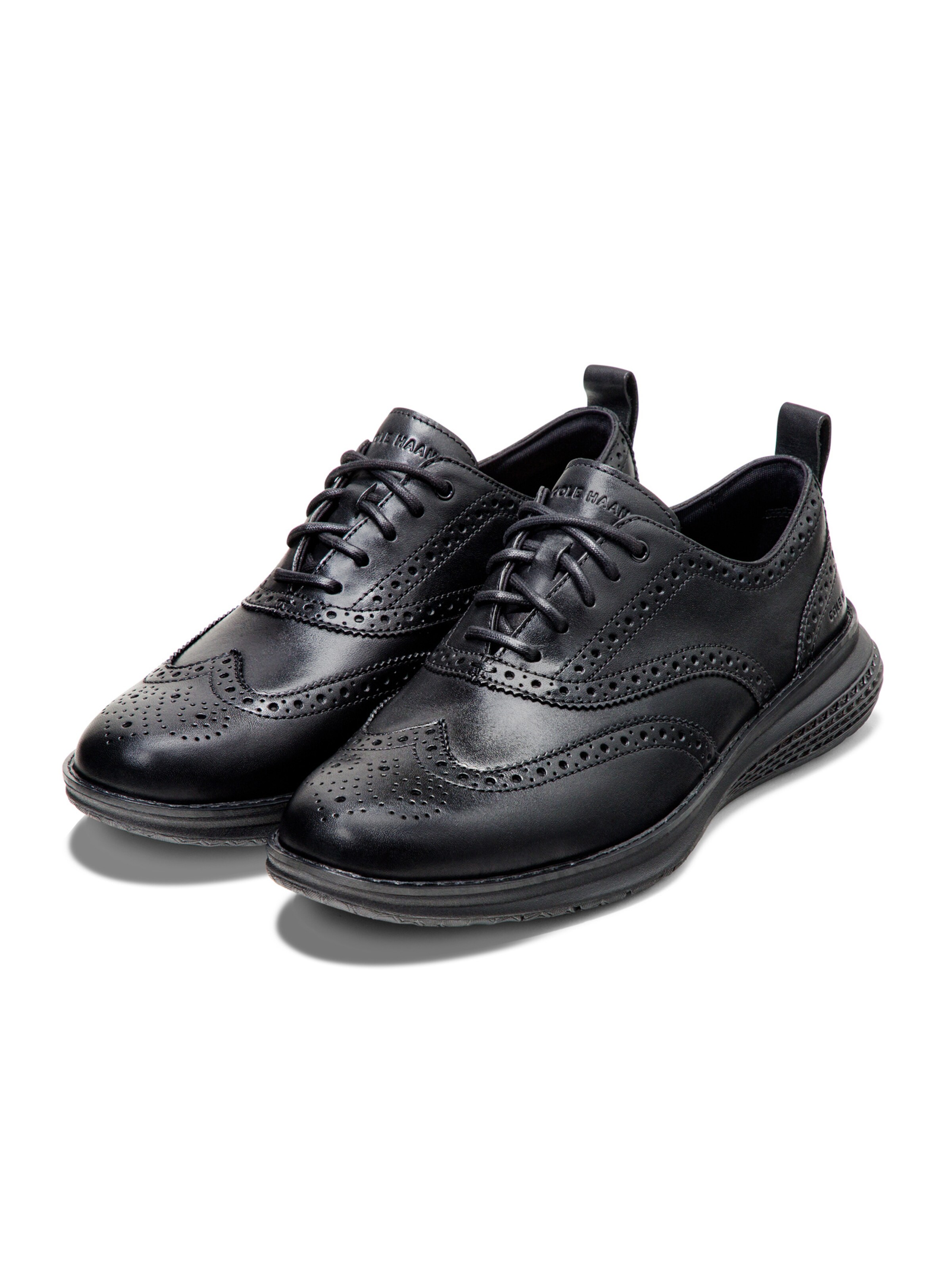 Chaussure à lacets 'ENERGYWEAVE WINGTIP OXFORDS' Cole Haan en noir