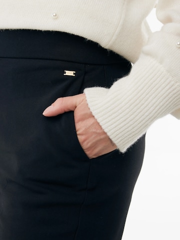 MEXX Tapered Byxa i svart
