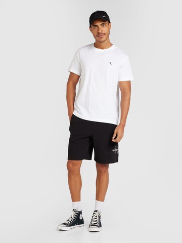 Calvin Klein Jeans Regular Shorts in Schwarz