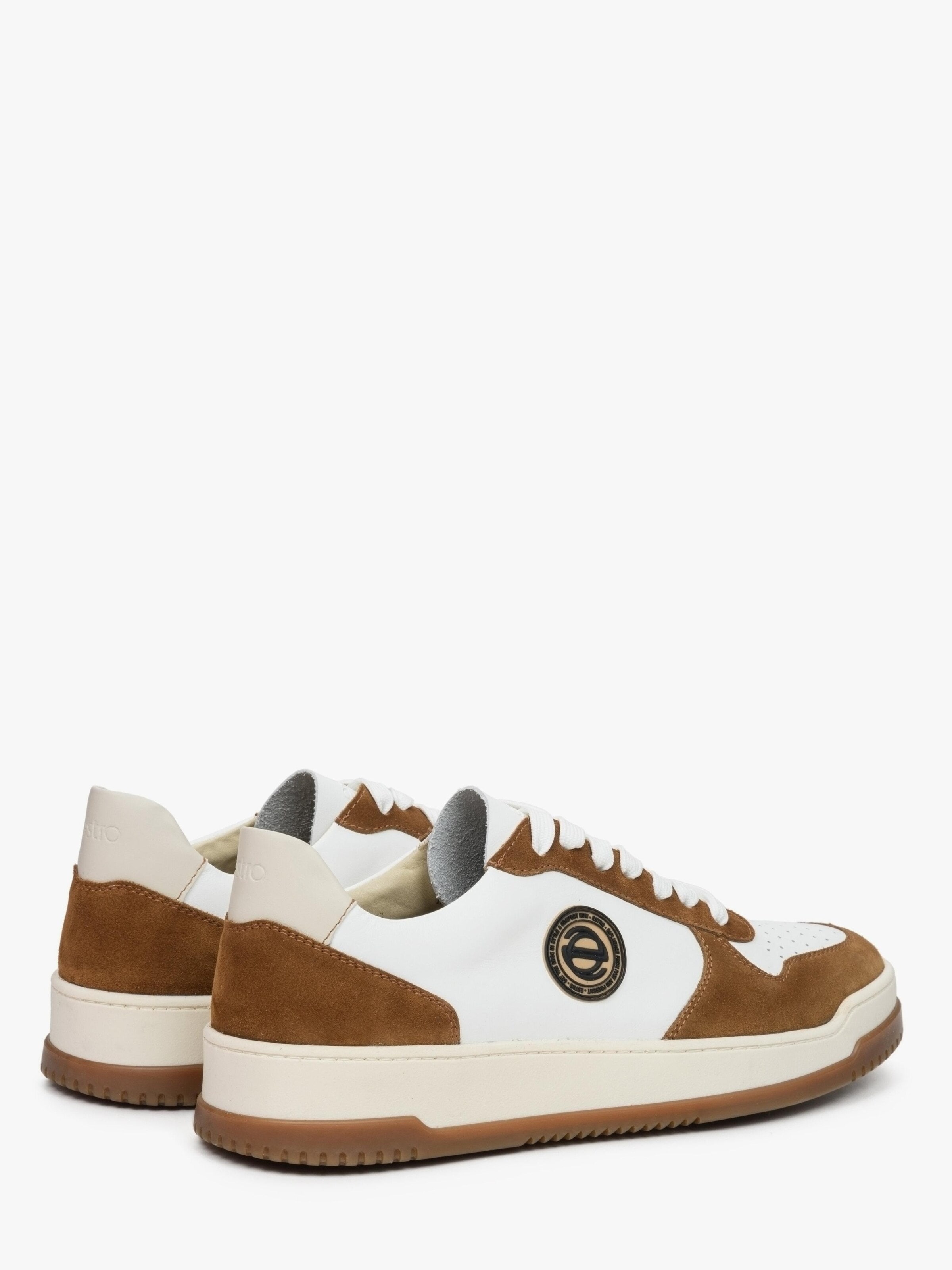 Sneaker bassa '09-4045' di Estro in marrone