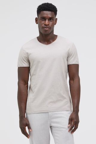 CAMP DAVID Shirt in Grey: front