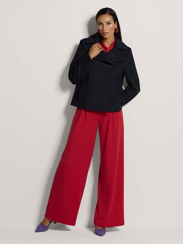 MADELEINE Tussenjas in Blauw: voorkant