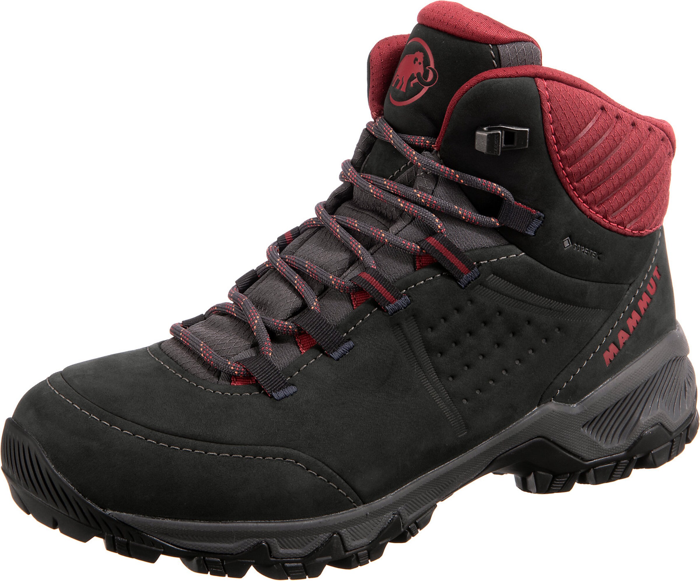 MAMMUT Boots 'Nova IV' in Black: front