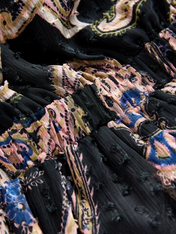 Next Рокля в черно