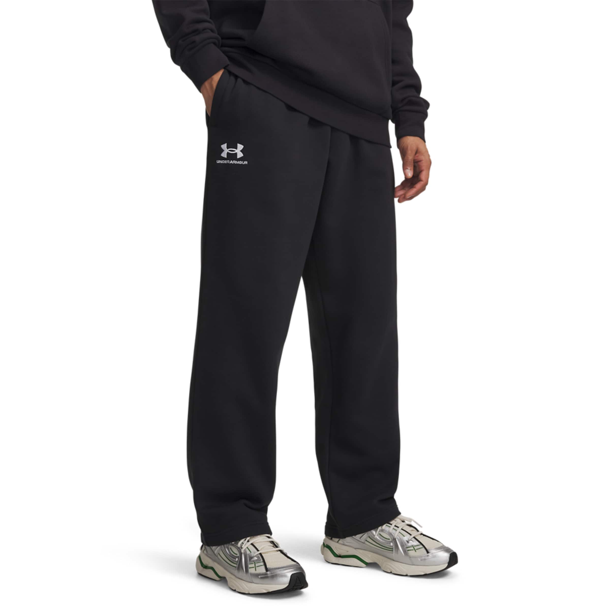 UNDER ARMOUR Loose fit Pants in Black: front