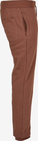 Urban Classics Tapered Pants in Brown