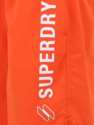 Superdry Badeshorts in Orange