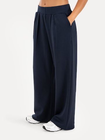 Smilodox Loosefit Hose 'Luvia' in Blau