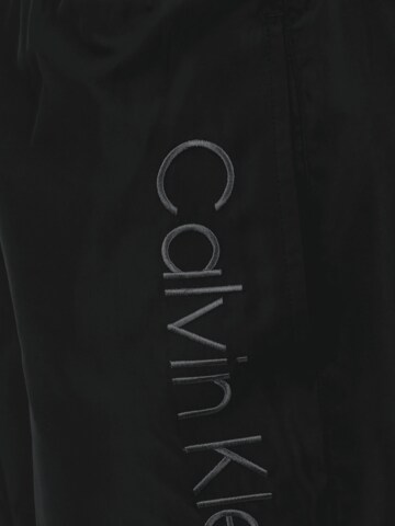 Șorturi de baie de la Calvin Klein Swimwear pe negru