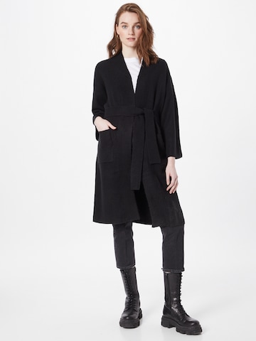 PIECES Knitted Coat 'EROW' in Black: front