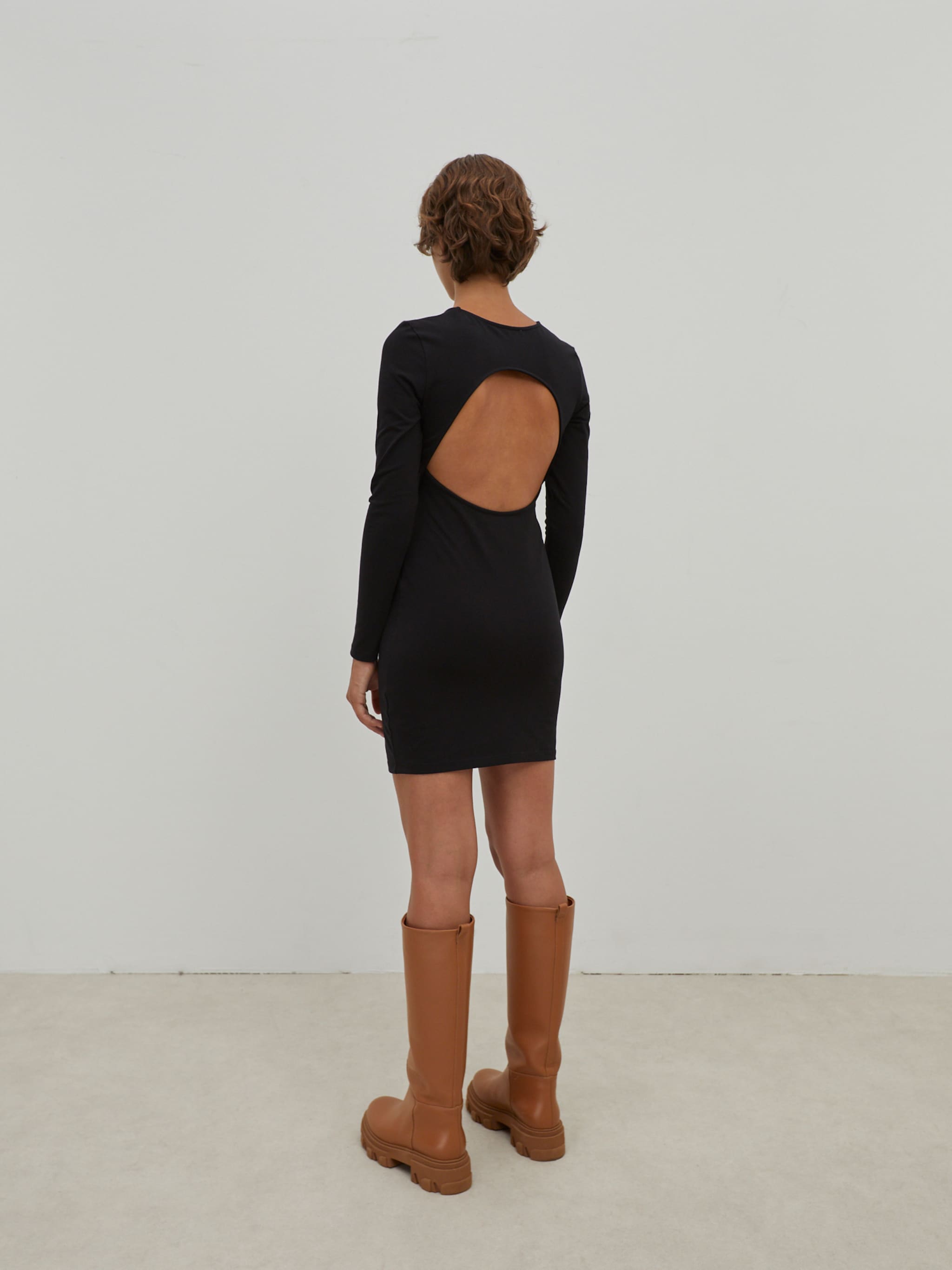 EDITED Produits Robe 'Amiya' noir
