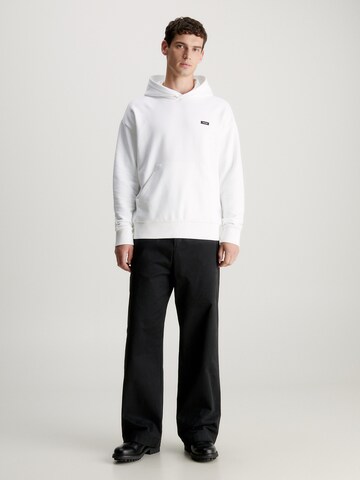 Sweat-shirt Calvin Klein en blanc