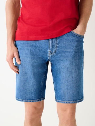 Next Regular Shorts in Blau: Vorderseite