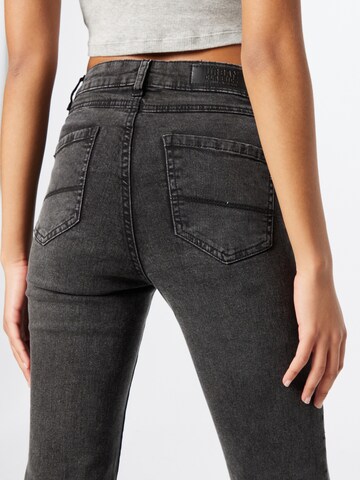 Urban Classics Flared Jeans in Black