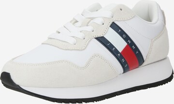 Tommy Jeans Platform trainers 'Eva Runner Mat' in White: front