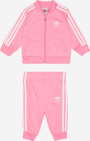 ADIDAS ORIGINALS Regular Sweatsuit 'Adicolor' in Pink: front