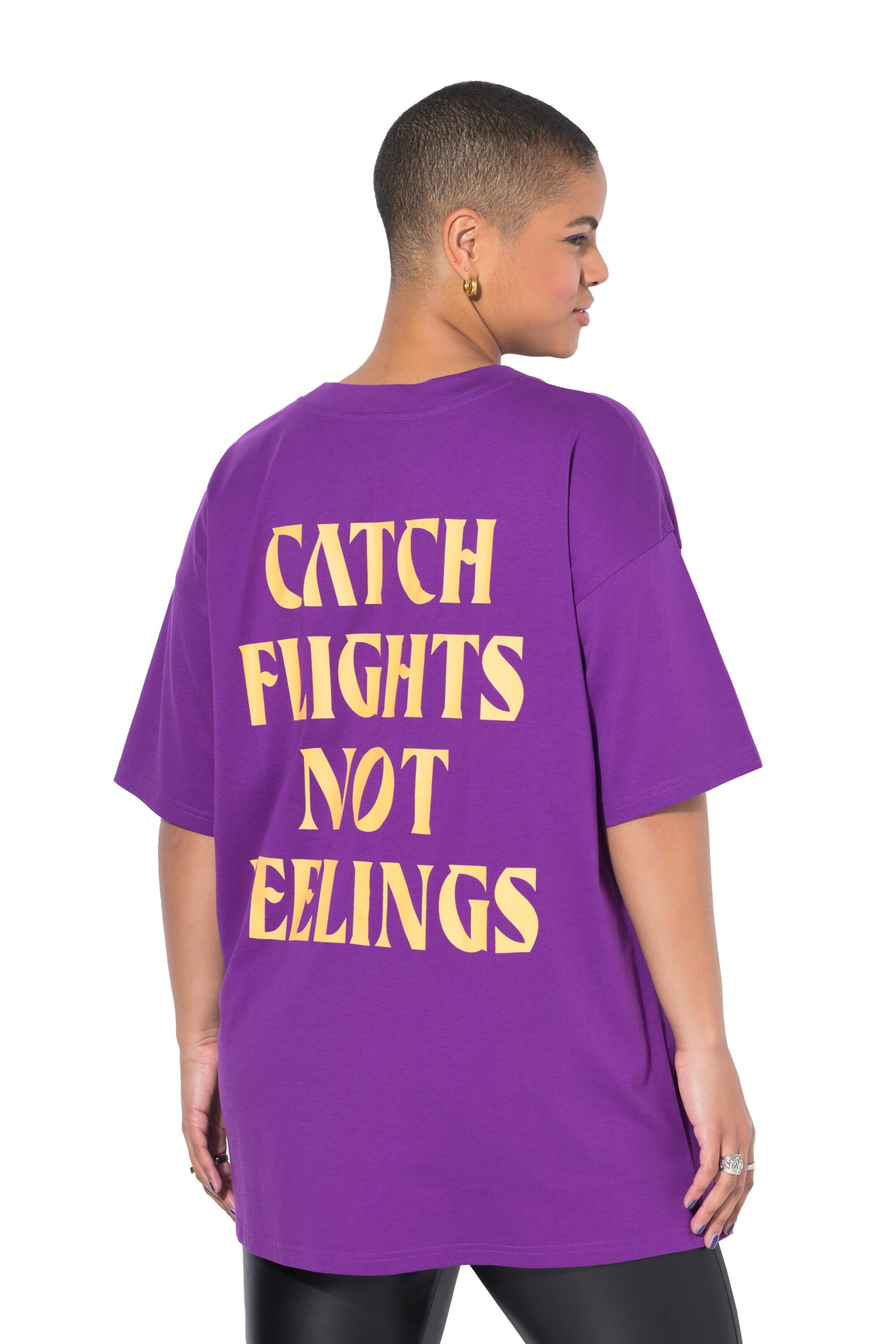 T-shirt Studio Untold en violet : devant