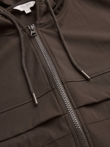 Cellbes of Sweden Vielseitige Jacke mit Kapuze in Braun