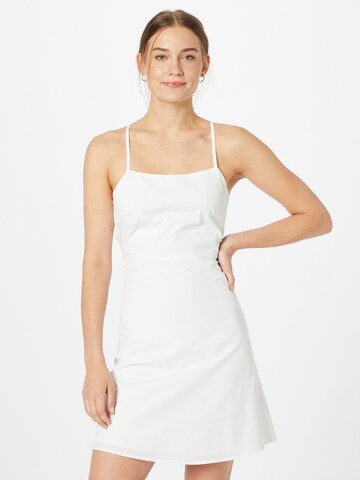 NU-IN - Vestido em branco: frente