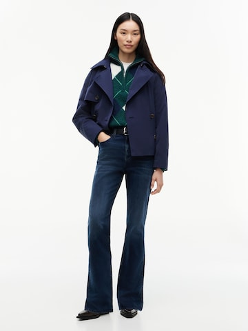 Tommy Jeans Välikausitakki värissä sininen