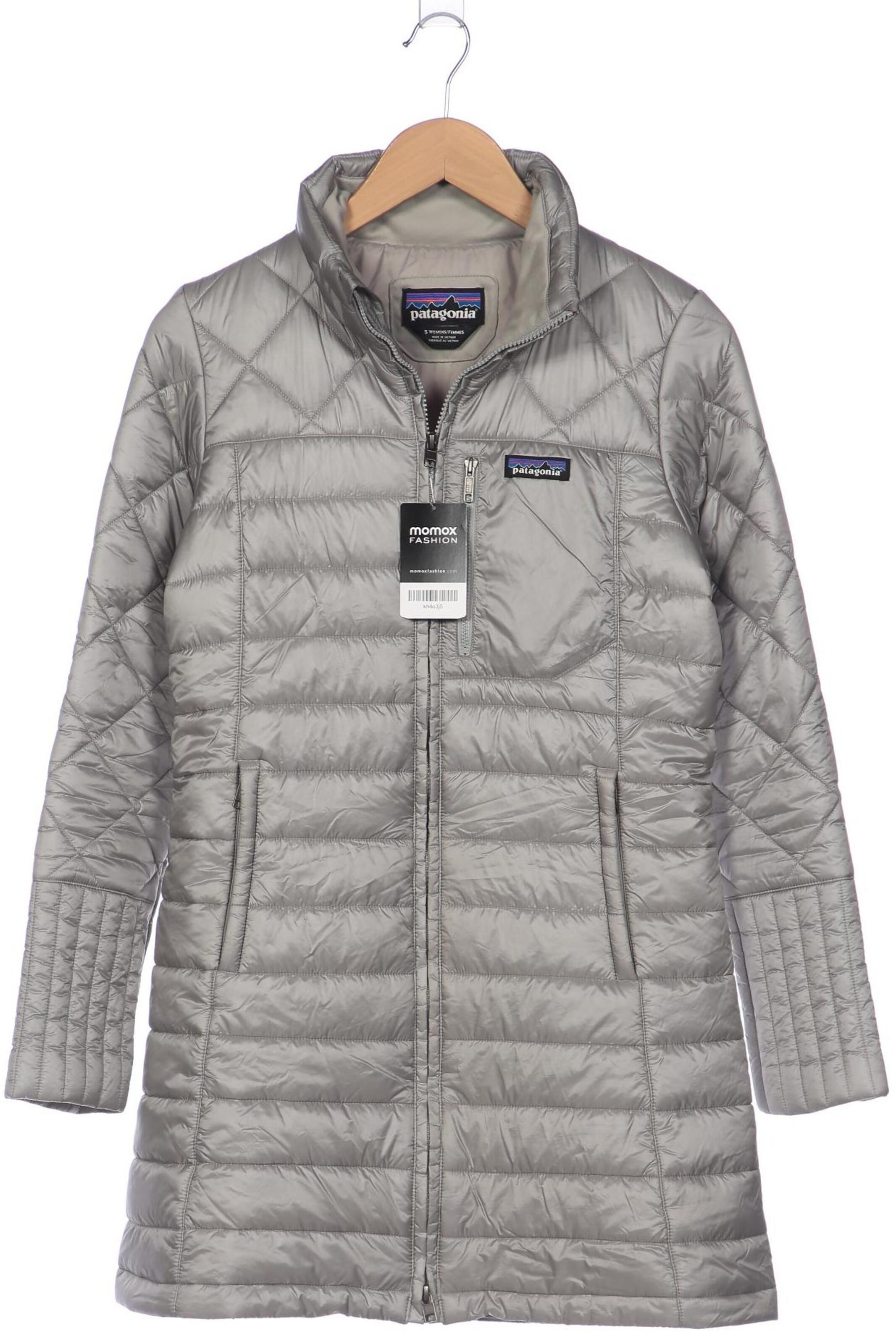 PATAGONIA Jacket & Coat in S in Green: front