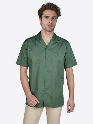 Coupe regular Chemise PIERRE CARDIN en vert : devant