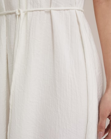 WE Fashion Kleid in Weiß