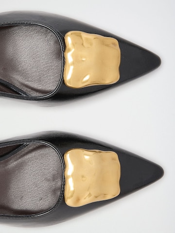 Friends Like These - Zapatos destalonado en negro