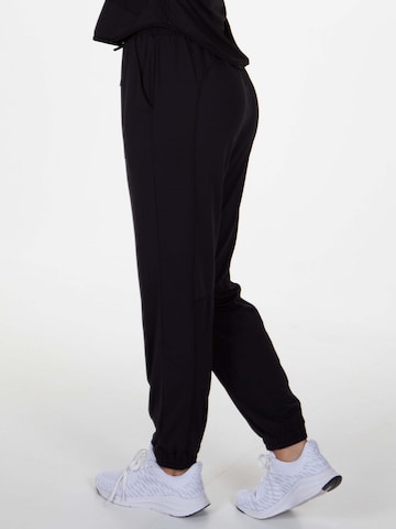 regular Pantaloni sportivi 'Nui' di Divina in nero