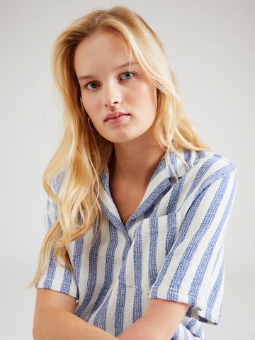 TOPSHOP Blouse in Blauw