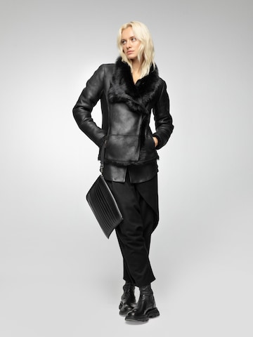 VESPUCCI BY VSP Winterjacke 'June' in Schwarz