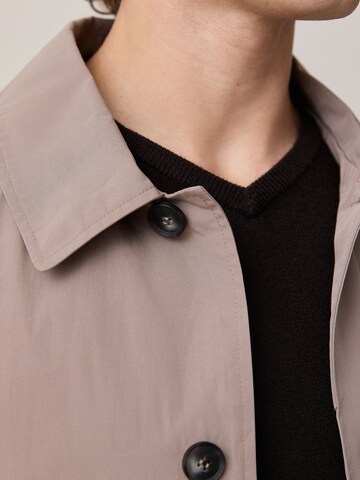Next Tussenjas in Beige