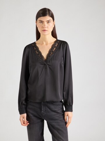 VILA Blouse in Black: front