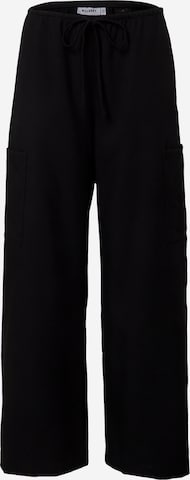 WEEKDAY Wide leg Cargo Pants 'Adisa' in Black: front