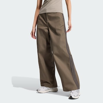 ADIDAS ORIGINALS - Loosefit Pantalón en marrón: frente