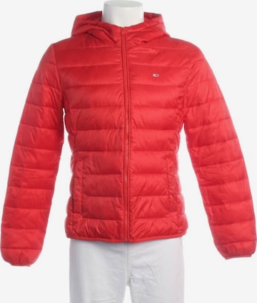 Tommy Jeans Übergangsjacke M in Rot: Vorderseite