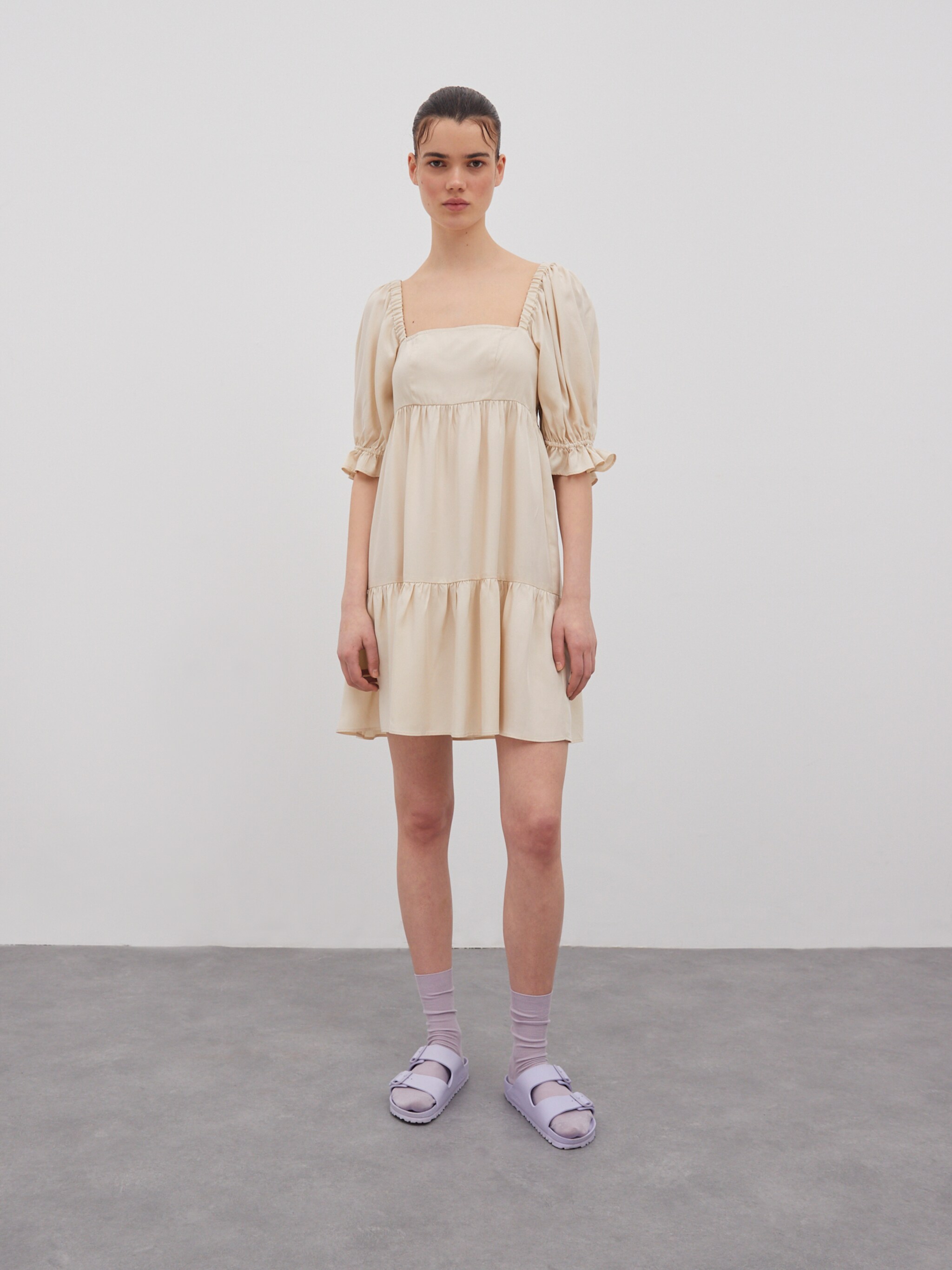 EDITED Producten Jurk 'Dafne' Beige
