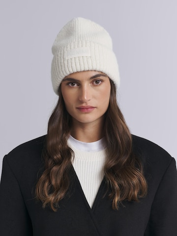 AEMMI Čepice 'MOHAIR AND WOOL BLEND BEANIE' – bílá