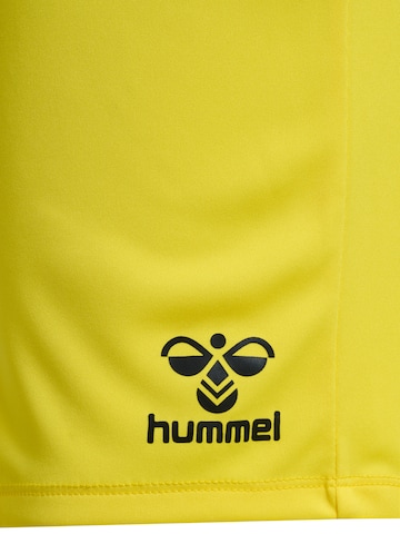 Regular Pantalon de sport 'Essential' Hummel en jaune