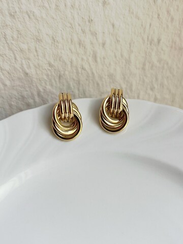 Kamakula Earrings 'Love Knot' in Gold