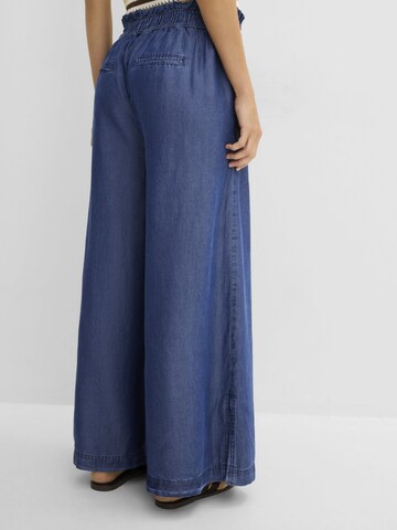 bonprix Loosefit Housut värissä sininen